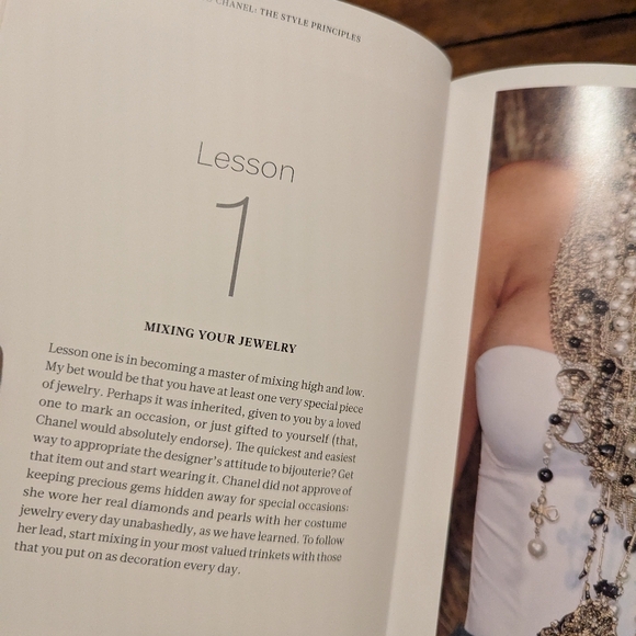 Coco Chanel - The Style Principles Book - Picture 11 of 16